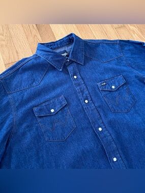 Vintage Wrangler Pearl Snap Denim Shirt 2XL Long Tail Raw Hem